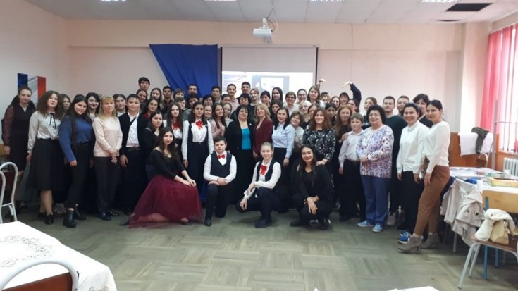 АГУ празднует Международный день преподавателя французского языка