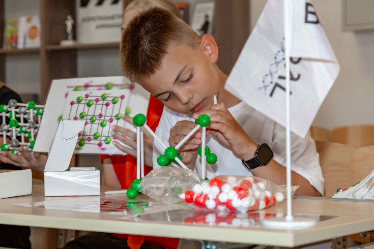 Second Season of the Science Festival for Schoolchildren Launches at Orlyonok All-Russian Children's Center