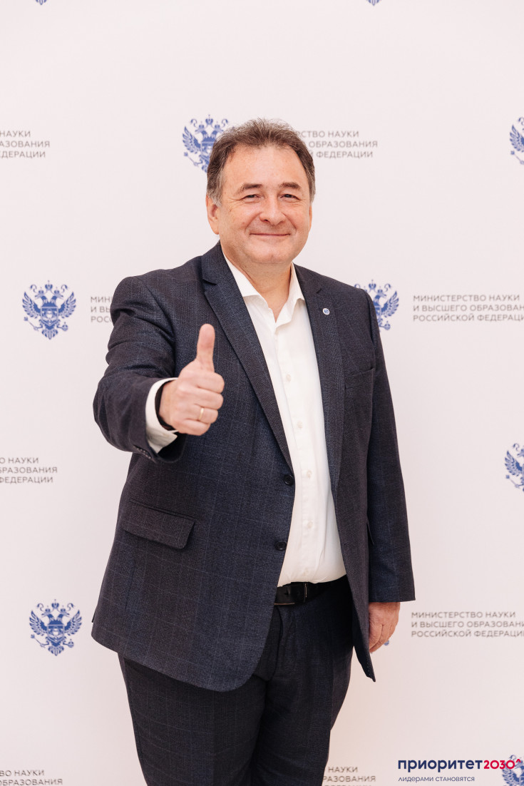 Ректор АГУ Дауд Мамий о важности трансформации университета для достижения целей программы развития