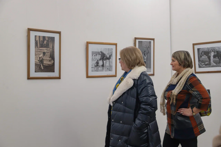 Фотовыставка «Очарование странствий» преподавателя АГУ Саиды Евтых открылась в Картинной галерее Адыгеи
