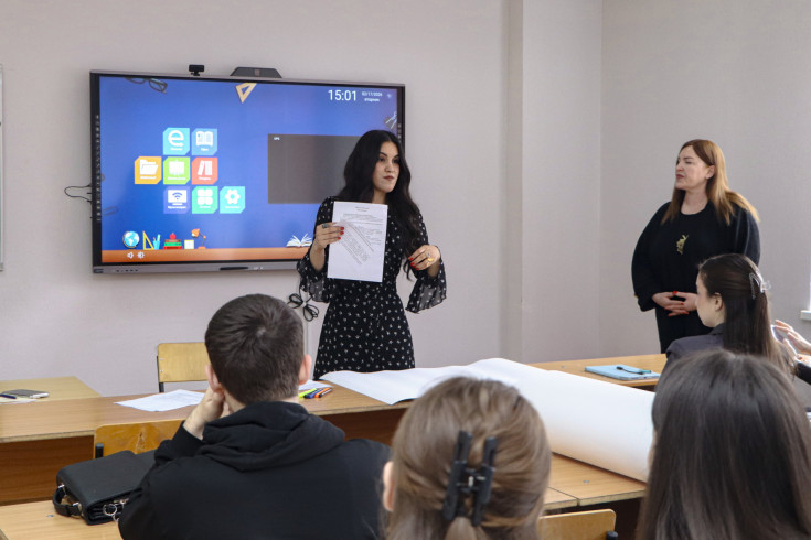 Педагог как архитектор: на научно-исследовательском семинаре в АГУ обсудили технологии будущего