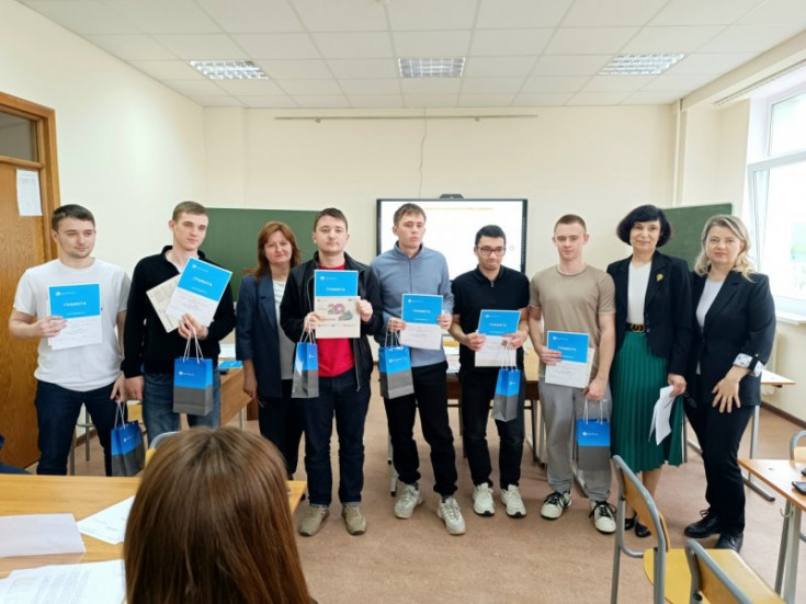 First-Year Students at the Institute for Quality of Life Gained Hands-On Experience in Forecasting the Bank of Russia's Key Rate through an Interactive Business Simulation
