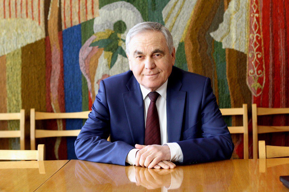 Khunagov.jpg